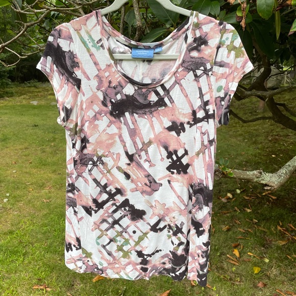 Simply Vera rayon beautiful and comfortable short sleeve shirt. Size L - Picture 1 of 3